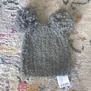 URBAN OUTFITTERS teddy ears beanie NWT